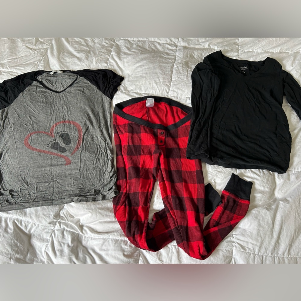 Maternity pajama lot